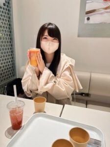 [FC2-PPV-4767520]えりかちゃんデビュー作品に戻って、今の気持ちをぶつけてみました！