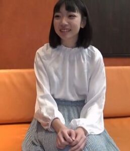 [LAXD-PPV-H0QMPeh5U2eHbphpN0NeQRn]終電後の美女と深夜コンビニで接近…その先へ踏み出す秘密の夜
