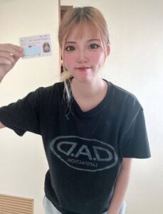 [LAXD-PPV-4sRvVpUWPGGJrah1UZYmwvb]おかねは月末の分割払いで…お願いします。ボテ腹妊婦さん全裸見せオナニー