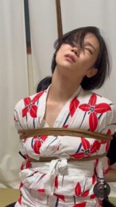 [FC2-PPV-4778279]荊子・あかね – 口枷仕置き あかね