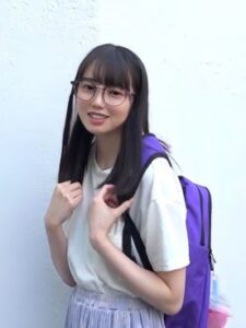 [FC2-PPV-4797754]【文化系】漫画研究会所属の陰キャ女子大生１８歳　経験人数僅か綺麗な身体に初めての大量中出し。※数量限定