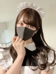 [FC2-PPV-4816130]【期間限定再販】まいちゃんと休日デート！観覧車内でまさかの、、、メイド服でのご奉仕中出し2連発！