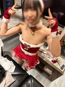 [FC2-PPV-4820408]可愛いクリスマスサンタさんに穴あきコンドームで勝手に中出ししたら気持ち良すぎてやばかった話