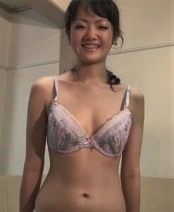 [LAXD-PPV-Rygb024XyabyHGwWxrfQXWT]【無修正】飾らない素人美女のリアルな普段着姿♥距離ゼロの自然体密着エッチ