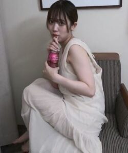 [LAXD-PPV-4gdNvFL1yN2YQ2hx0AhUahS]普段は真面目な国語教師系美女