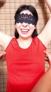 [FC2-PPV-4840955]縦動画 くすぐり脇特化！ハニカミながらも何んだか嬉しそうな表情で脇の下を提供してくれたアニオタ女子さん（完全オリジナル）