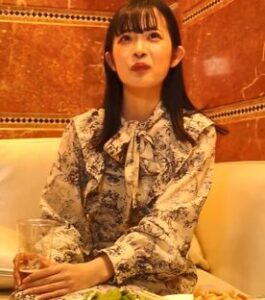[LAXD-PPV-GauEmAE6GMvAuenkk9LZVp1]〈藻無〉大人しめ美女が秘めた欲望を解放　我慢できずに潮を吹き乱れる夜