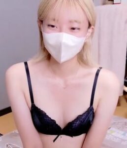 [LAXD-PPV-y1ZAurWmeBSCnYEgTAy0We4]☆数量限定☆圧倒的なＳ級美女のお忍び配信（スレンダー長身で金髪のモデル体型）