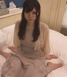 [LAXD-PPV-cAY9YqevnNSk1KcFc6AWxg2]夜に咲くラウンジ嬢　返済という名の鎖に縛られ快楽へ沈む