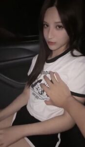 [LAXD-PPV-DtLpgFZmBUUsBh9xdFGe9sS]ミス青学の女子大３年生美乳彼女と車内で中出し♡したときの動画