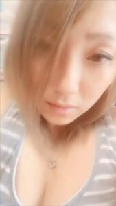 [LAXD-PPV-yLdz22pnKau5QPHMUbdCP2a]金髪パイパンの淫乱ビッチBBAとエロイプ