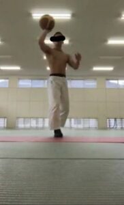 [LAXD-PPV-3c0PpgY2yxDSPn6Pu9w6LtZ]筋トレの様子も！元祖スポーツマンでバスケも見せてくれた大学空手部！