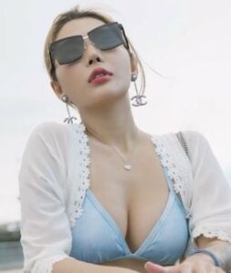 [LAXD-PPV-x7QLte6LtkHBrgMxzRdUJ40]【無】あまりにも美しい彼女を激しく抱いた夜が忘れられない