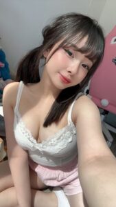 [LAXD-PPV-HCEB0tcv42PnxBvTBpbPRXv]【無修正】エロい素人ちゃん！み〇ちゃん！エロエロ配信オナニーでメロメロになります・興奮間違いなし！！