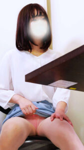 [Pcolle-PPV-27347269a0ff7a9197e]クールビューティおねえさんの意外な一面　こっそり僕に、、、