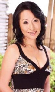 [FC2-PPV-330305]初めては小4のセックス依存症、正常位が異常にエロい究極の美人妻、あかね45歳②