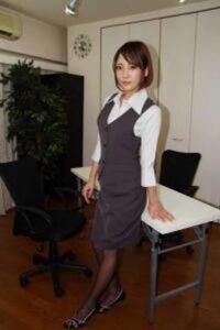 [FC2-PPV-455460]ハニパラ〔高画質〕　新人OL　うみ