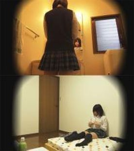 [FC2-PPV-310861]☆C3（○４歳）ひかり　シェアハウスの入居者②　着替えを****　受験生の体を****