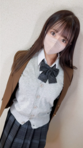 [FC2-PPV-4827715]【国民的美女グランプリ入賞】大手芸能事務所属18歳若手美人タレント。透明感抜群のスレンダー体型。永久保存必須級の超絶貴重映像。高画質4K特典付き。※初回のみ先着で特別ver用意してます