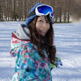 [FC2-PPV-4830433]【初撮り】目鼻立ちくっきりな美顔の冬期休暇中看護師。 スキー場で出会った当日に中出しセックス。