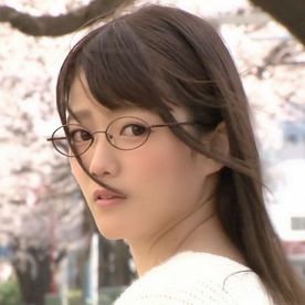 [FC2-PPV-4832552]【爆乳】地味眼鏡系で押しに弱い淫乱後輩・複数で変態セックスした一部始終