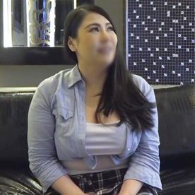 [FC2-PPV-4851116]《人妻》爆乳に目が釘付け！肉欲しかない35歳・人妻が他人棒にグショ濡れトロまんを激しく突かれて恵体を震わせイキまくり！ド迫力イキ！！