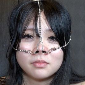 [FC2-PPV-4805945]かわいい鼻フックメス鼻豚ちゃん2人目 りおちゃん20歳イケイケおんなの鼻フックコスプレセックスｗ ★特典で無修正