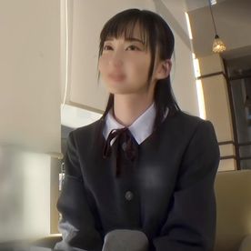 [FC2-PPV-4812488]【素人１８歳】男性経験ゼロの３年生が初めての挿入を体験。痛がりながら感じちゃう初めてならではの希少映像。※短期間販売