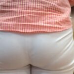 [Gcolle-PPV-988661]歌声に耳を傾けるデカ尻お姉さん