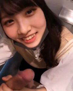 [LAXD-PPV-ddXzYNkUZByMDkLmuQY00dx]【かわいい】トイレでフェラ抜きごっくん口内射精