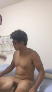 [LAXD-PPV-J16vwNW360ymqN7mGfVzU5K]アナルセックスをする褐色の会社員と女装男子による