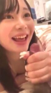 [LAXD-PPV-2042NXVzRWQYpc9KQLeZupq]19歳で初めてのデリヘル　友達感覚で口内射精
