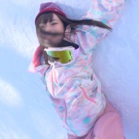 [FC2-PPV-4828042]【素人】清楚オーラ満点、透明感のある清楚素人”あやめちゃん” スキー場で仲良くなったその日に複数人セックス。 よだれをダラダラ垂れ流しながら美尻突き出し絶頂。