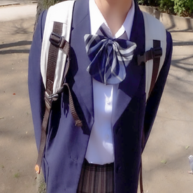 [FC2-PPV-4832149]【在庫限り】都内在住　18歳　制服脱がせて大量中出し