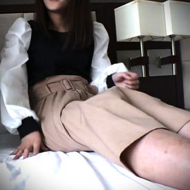 [FC2-PPV-4832924]【芸能】下着モデルとして来てくれた女優の卵に強制SEX　玩具を当てられイったら負けのゲームで負けまくりとうとう中出しまでされて大号泣【個人撮影】