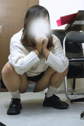 [FC2-PPV-4841500]バレちゃダメ！ドキドキパンツ急接近注意報☆彡