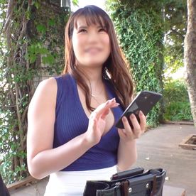 [FC2-PPV-4849030]【巨乳】1時間休憩中に生保レディと中出しセックス。 猛烈な子宮突きで本気汁、潮、中出しザーメンでエロ汁まみれ。