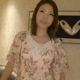 [FC2-PPV-4849832]【不倫】可憐な容姿、クールそうに見えて甘えたがりな四十路人妻。 クンニでドバドバ愛液を出し、生ハメを求めて他人棒フェラ。