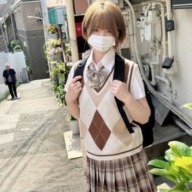 [FC2-PPV-4857983]※公開停止覚悟※SNSでバズった"芸能科卒"金髪ショート18歳。事務所所属前の秘密の生中出し記録。※7.4GB90分原盤特典