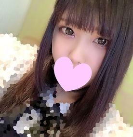 [FC2-PPV-4841600]【個撮】先着割780pt・全身性感帯の無垢な地雷系女子の発育途中なエロボディにたっぷり生中出し【特典で高画質】