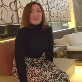 [FC2-PPV-4866902]【不倫】巨乳際立つグラマラスボディの三十路妻”ちはるさん” オナニーを見せつけてくるほど性欲むき出し！ 猛烈なポルチオ突きで腰反り絶頂。