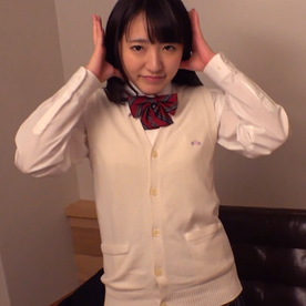 [FC2-PPV-4868666]【3月29日まで90%OFF】卒業式後即出演の18歳　最後の制服姿を堪能しながら無責任種付け