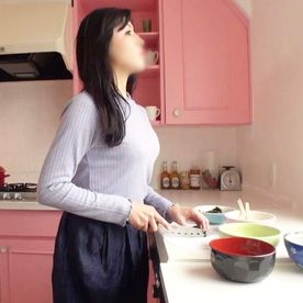 [FC2-PPV-4870058]《熟女》黒髪清楚な54歳・スレンダー熟女◆自宅でスリルあるハメ撮りSEX！舌使いに身も心もすっかりメロメロになり、潮吹きイキ連発！！