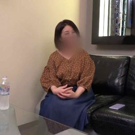 [FC2-PPV-4870400]【おばちゃん好き必見！】可愛らしい五十路妻をNTR。照れながらも熟女マンコは敏感で大洪水しちゃってます。