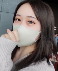 [LAXD-PPV-RGHZehMmP5CU169YzuyN62L]ウブな彼女が上京して初めて知る恋と快感、純粋な笑顔が艶めく瞬間