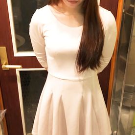 [FC2-PPV-1954726?tag=TXpVeU1URXhOalU9]【ハメ撮り】厚生年金施設でテニスを教える、ハイクラスの美人妻に強制中出し。