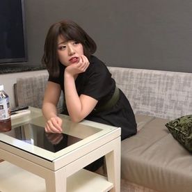 [FC2-PPV-4800240]【素人】20代後半の気さく美女がホテルで本気汁ダダ漏れ！