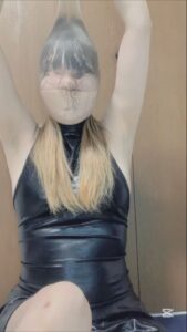 [FC2-PPV-4809462]3種のストッキング被り！目元とお鼻出し♡