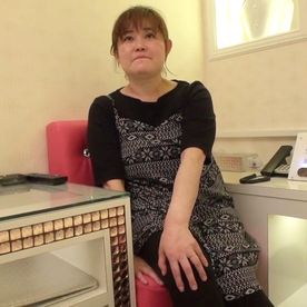 [FC2-PPV-4816314]《人妻》ハスキーボイスのぽっちゃりボディ熟女（53）◆マン汁垂れ流して生チ○ポでイキまくり！ぽっちゃりボディ震わせ連続イキ！！