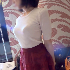 [FC2-PPV-4827395]【不倫】着衣シルエットだけでもわかる巨乳の良い体。 最高級下着を一瞬で濡らす剛毛おまんこはとにかく他人棒を欲して仕方がない。